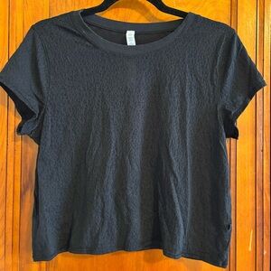 lululemon athletica Black Textured Short Sleeve Tee